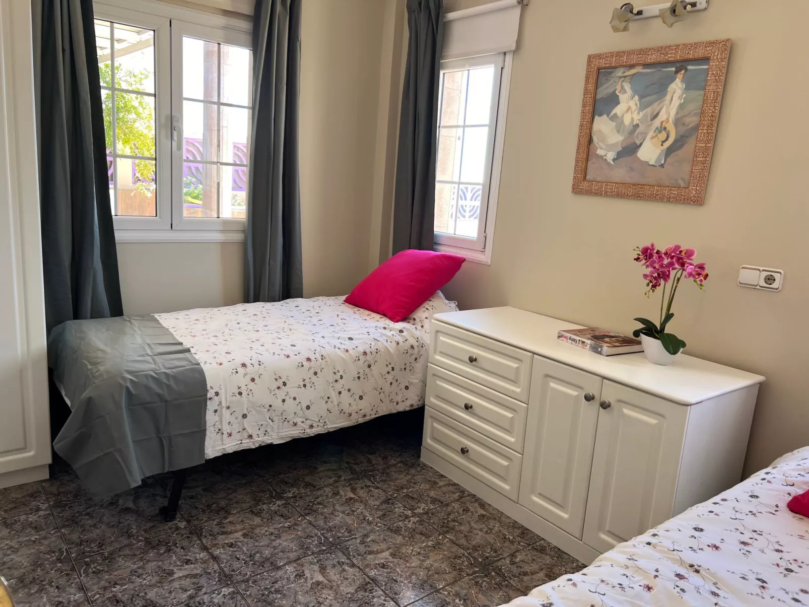 Villa "Esmeralda" mit Garten, Grill und Terrasse-Binnen