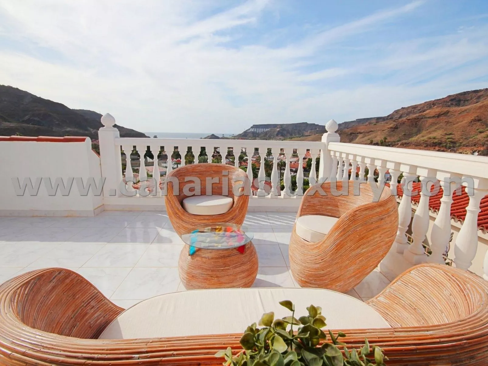 Luxus-Villa Lucia-Buiten