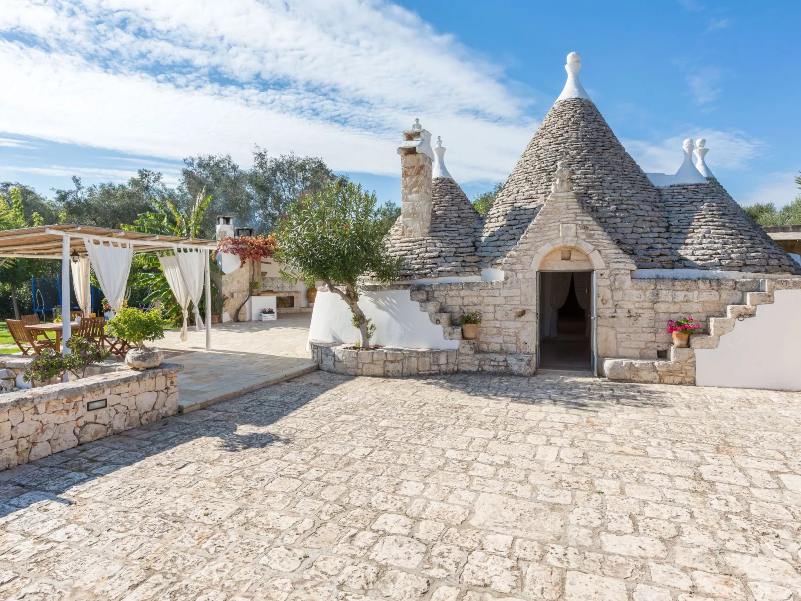 Trullo für Ferien in Apulien-Buiten