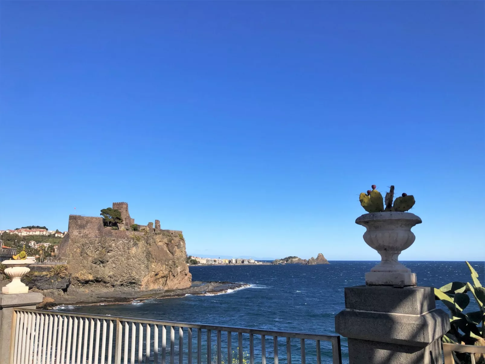Aci Castello Cannizzaro Catania-Omgeving