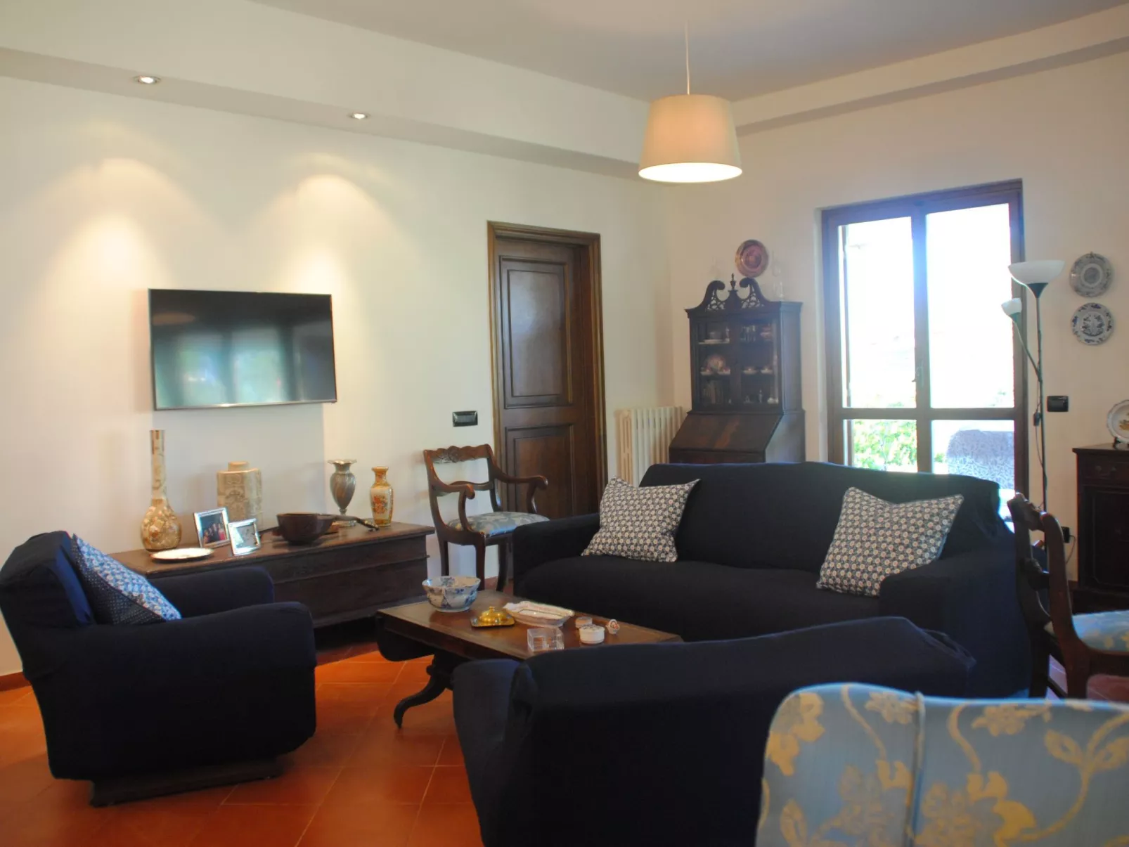 Mit Wasserblick-Binnen