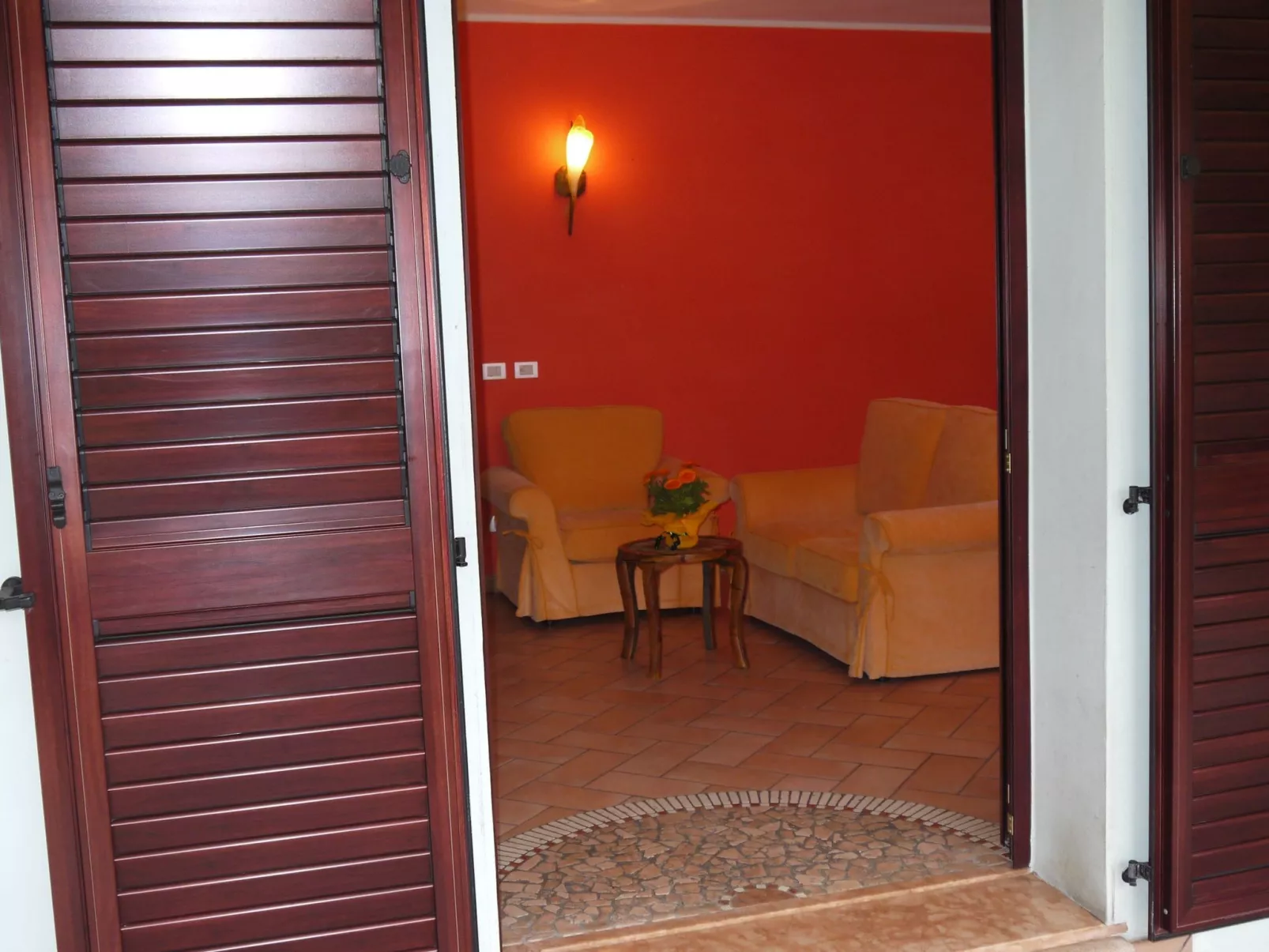 Wohnung mit Privatparkplatz-Binnen