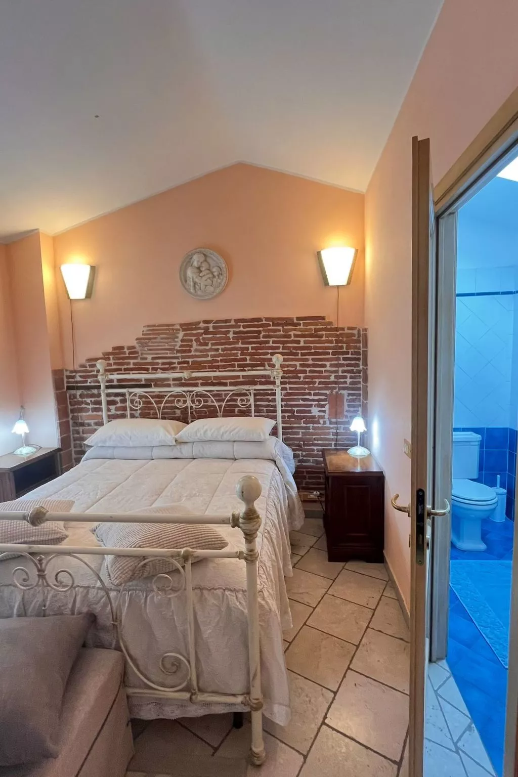 Luxuriöse Gartenvilla-Binnen