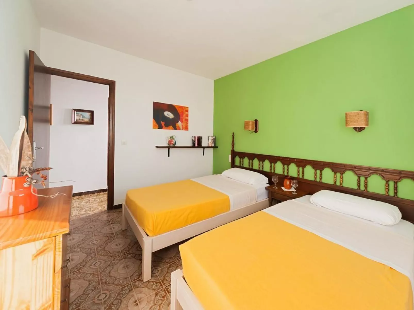 Mit Blick auf das Wasser-Binnen