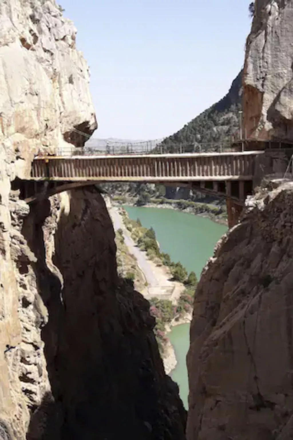 Ganzes Haus in Comares mit abschließbarem Parkplatz-Buiten