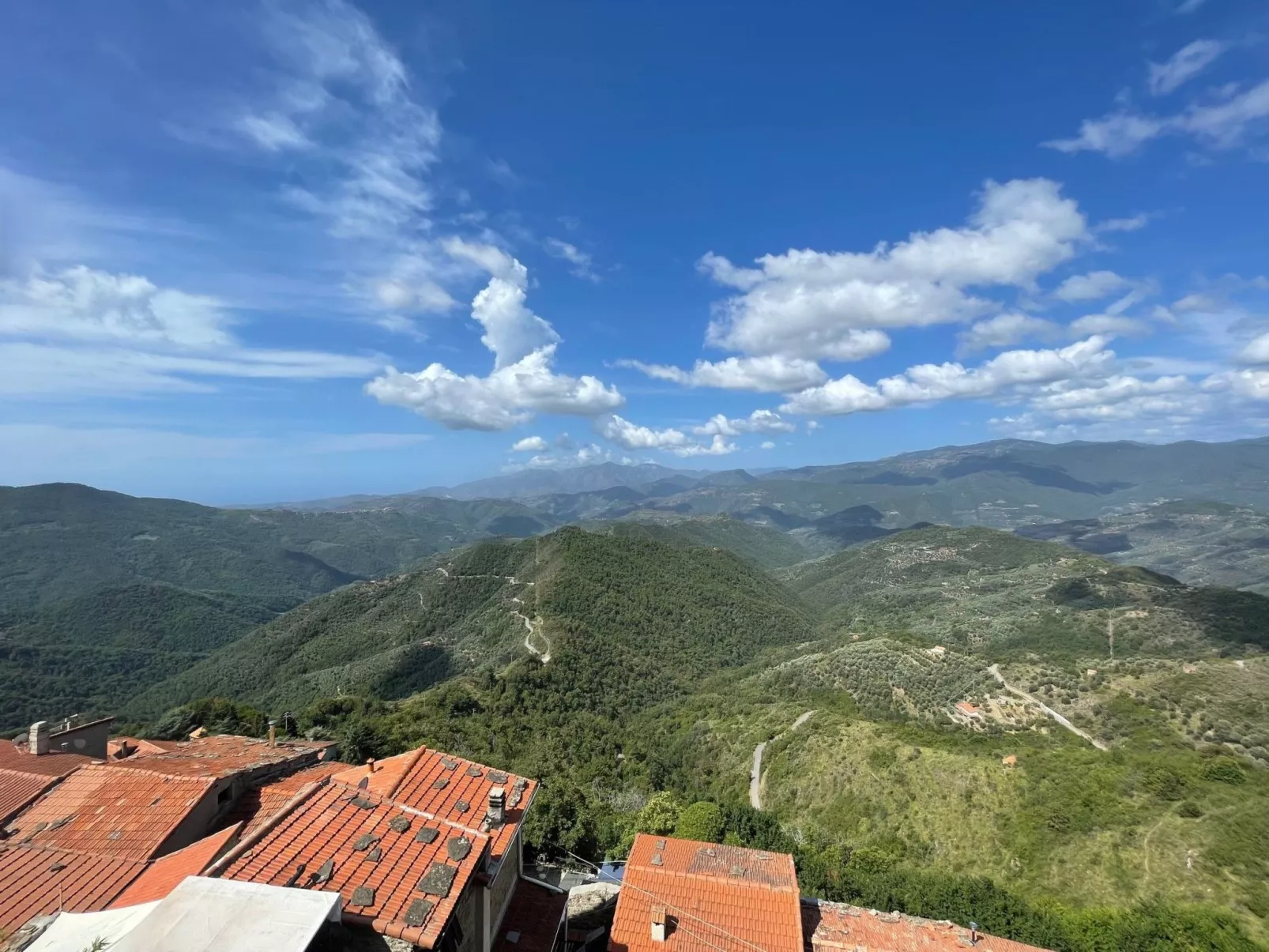 Panoramic Retreat by Holiday World-Buiten