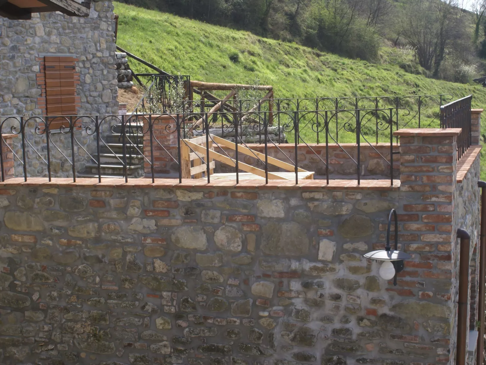 Sunset Barga Toskana kürzlich renoviert-Buiten