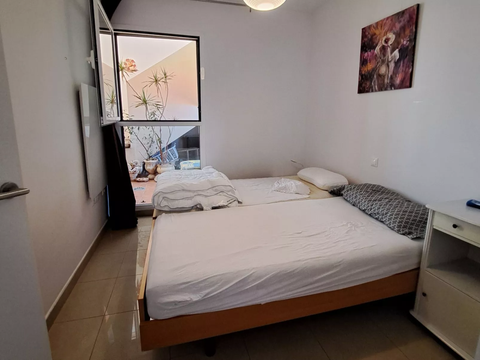 Schönes Appartement mit Grill, Pool und Terrasse-Binnen