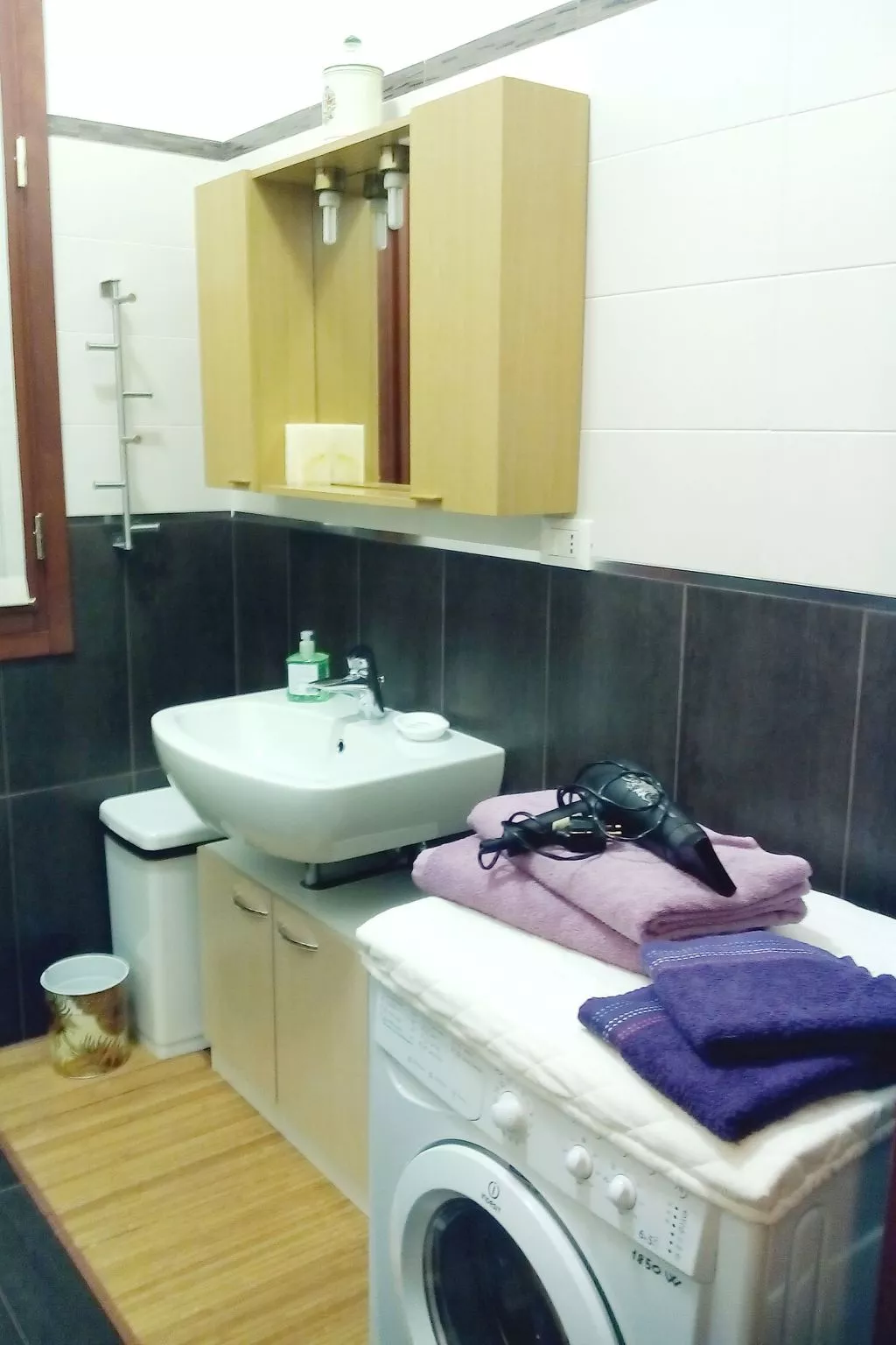 Ca'del Ravano' Wohnung mit Blick aufs Wasser-Binnen