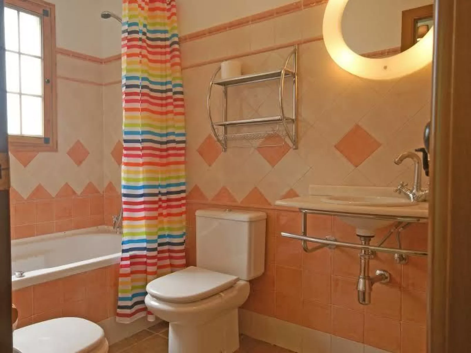 Modernes, geräumiges Ferienhaus in einem Naturschutzgebiet-Binnen