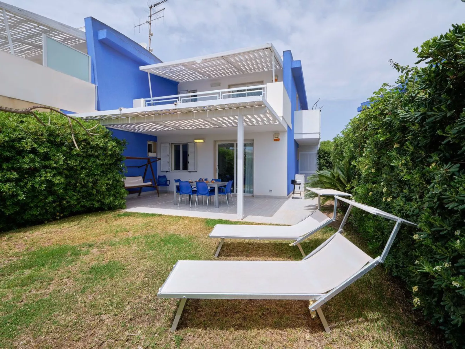 In Marina Di Ragusa mit Terrasse, Grill und Garten-Image-tags.info