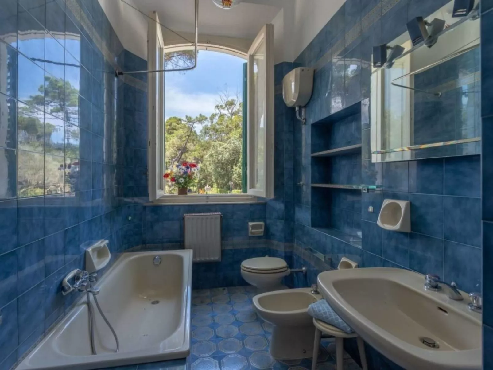 Villaflair - Villa Bensa Cavo - Image-tags.info