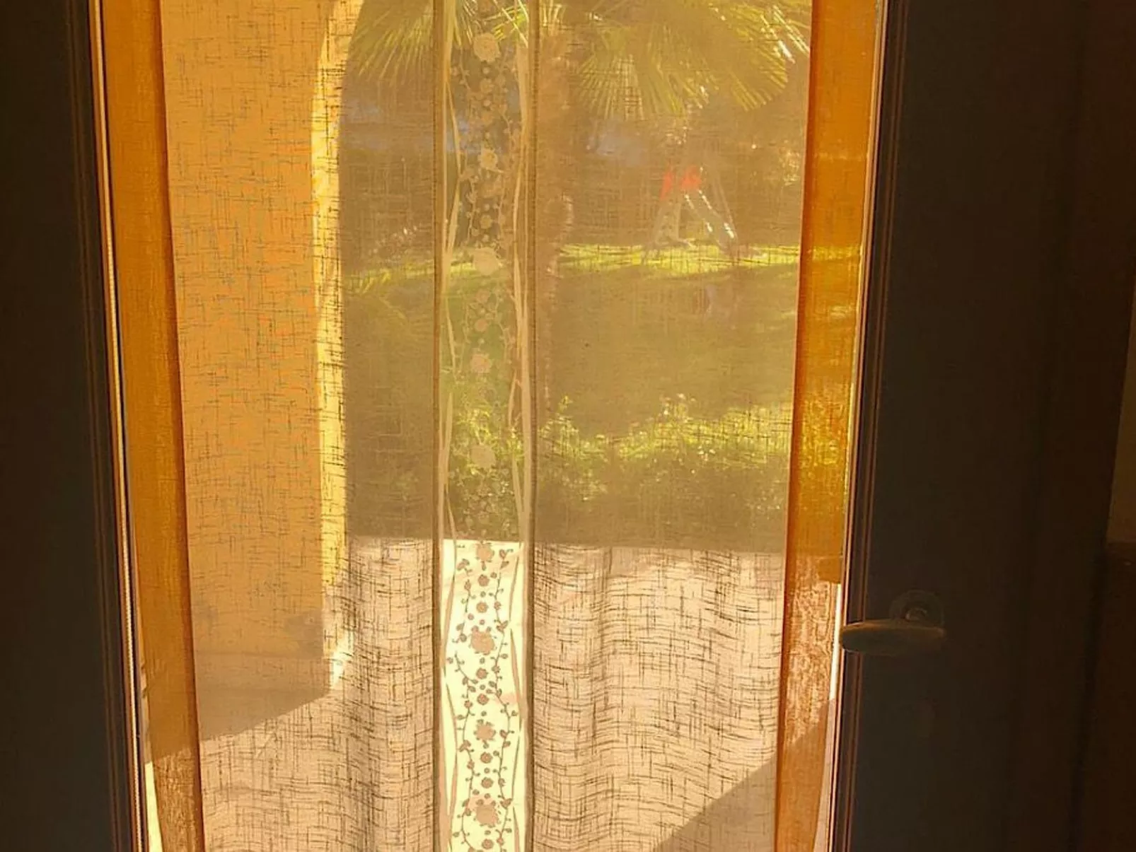 Wohnung mit Seeblick in Villa Elena-Binnen