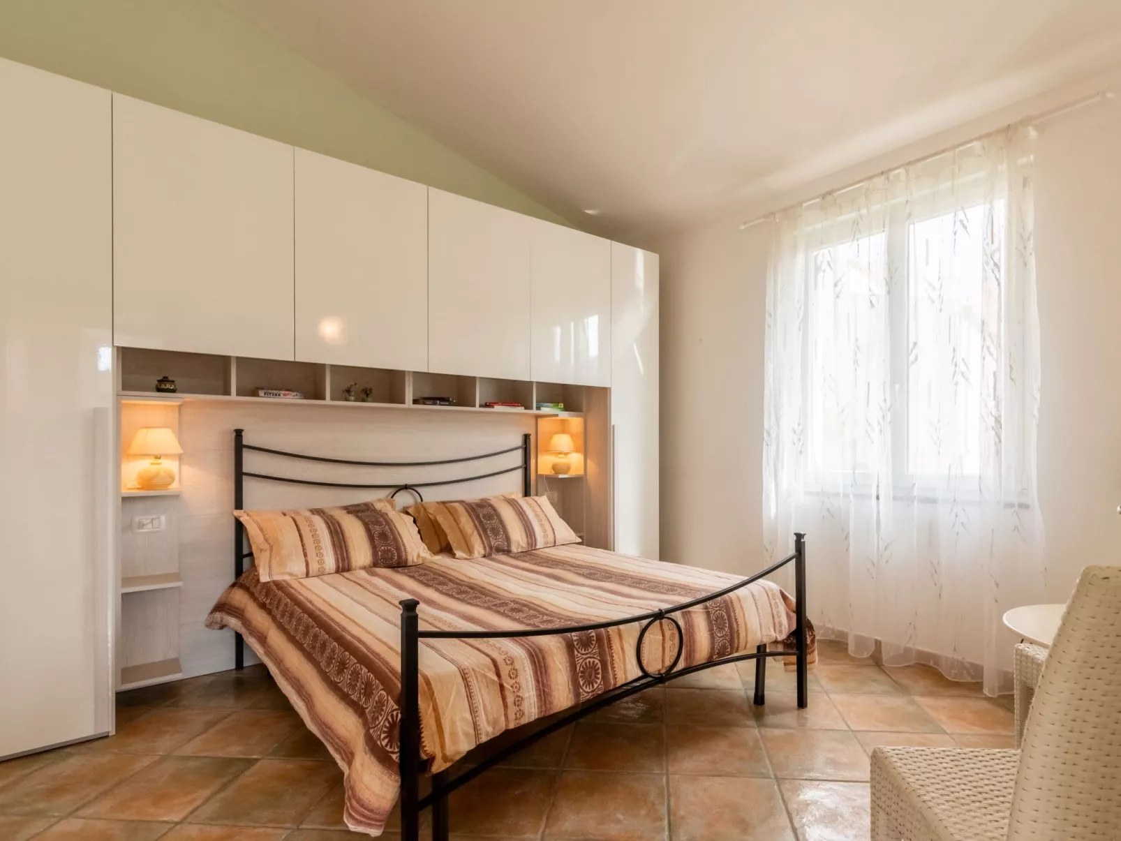 Casa Adina-Image-tags.info