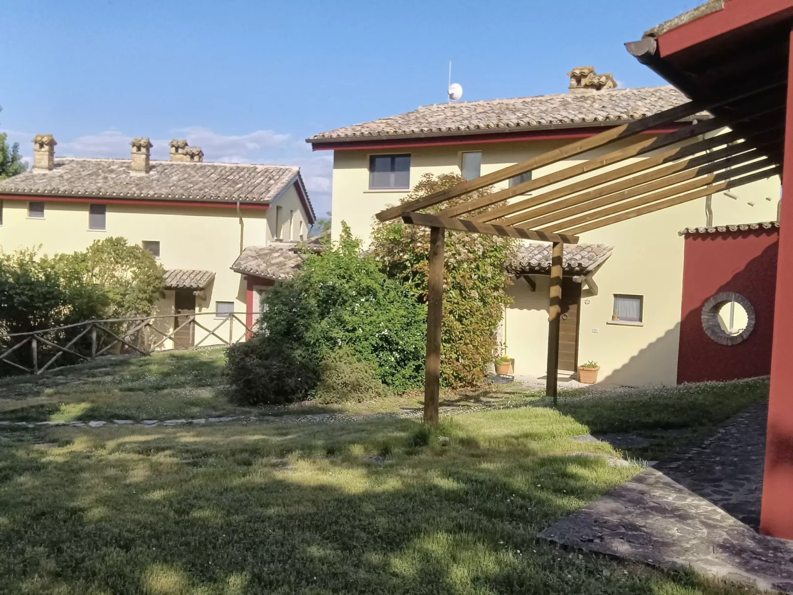 Wohnung "Glicine"-Buiten