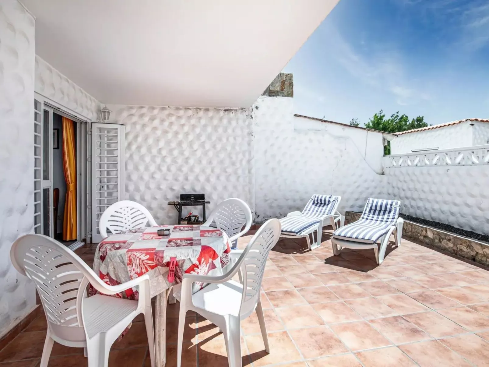 Schöne Wohnung mit Terrasse in Costa Calma-Buiten