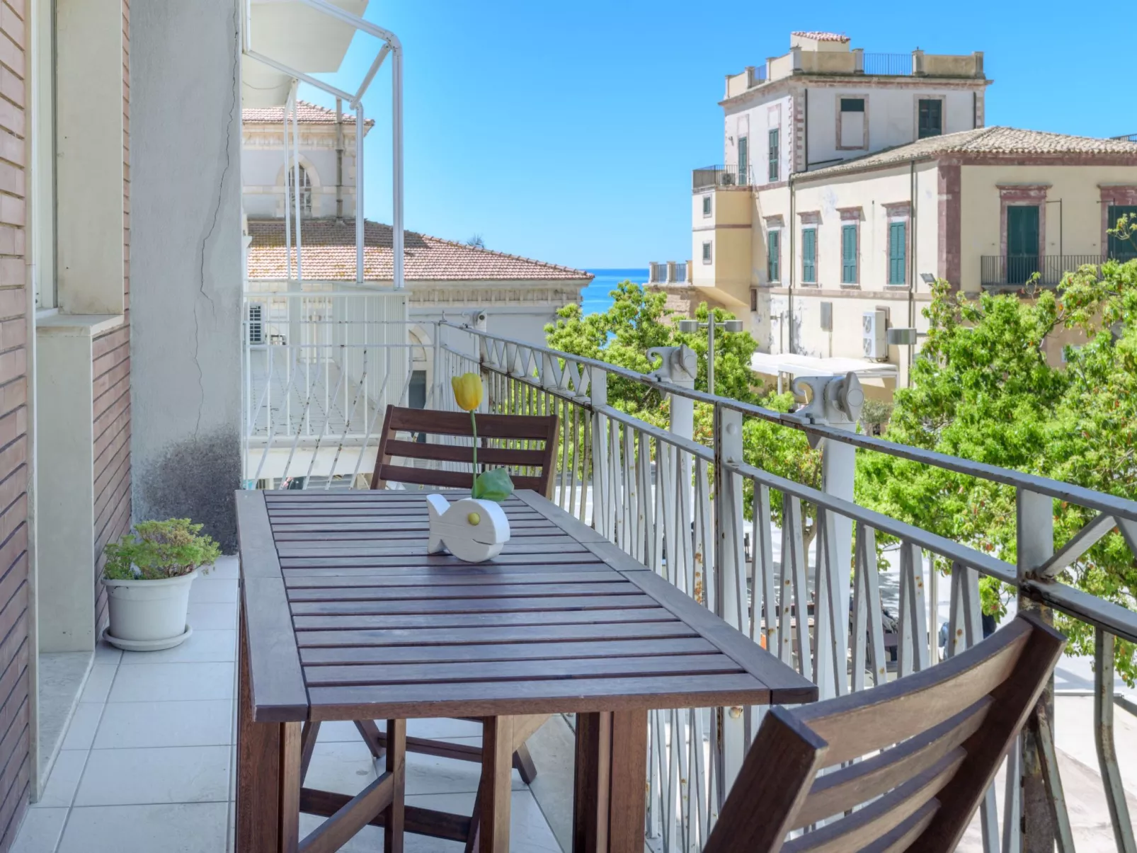 Talete, im Zentrum 40 m vom Strand entfernt-Image-tags.info