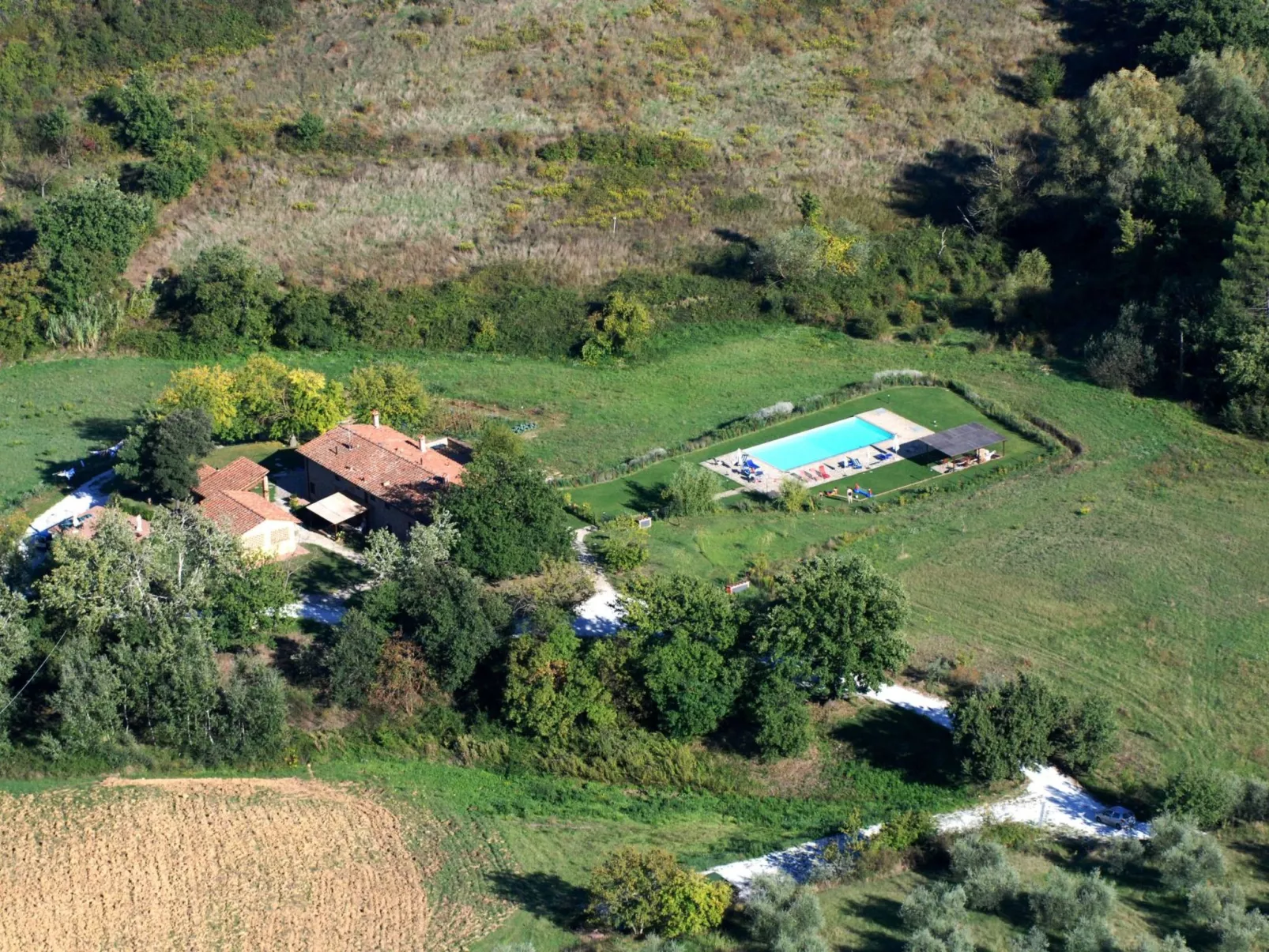 Wohnung in Figline Valdarno mit Gemeinschaftspool-Image-tags.info