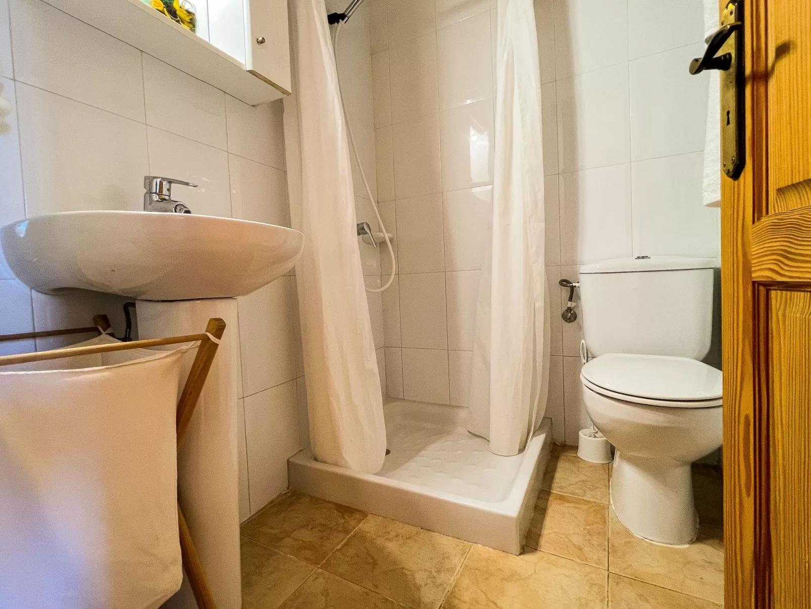 "Sa Sini" mit Terrasse-Binnen