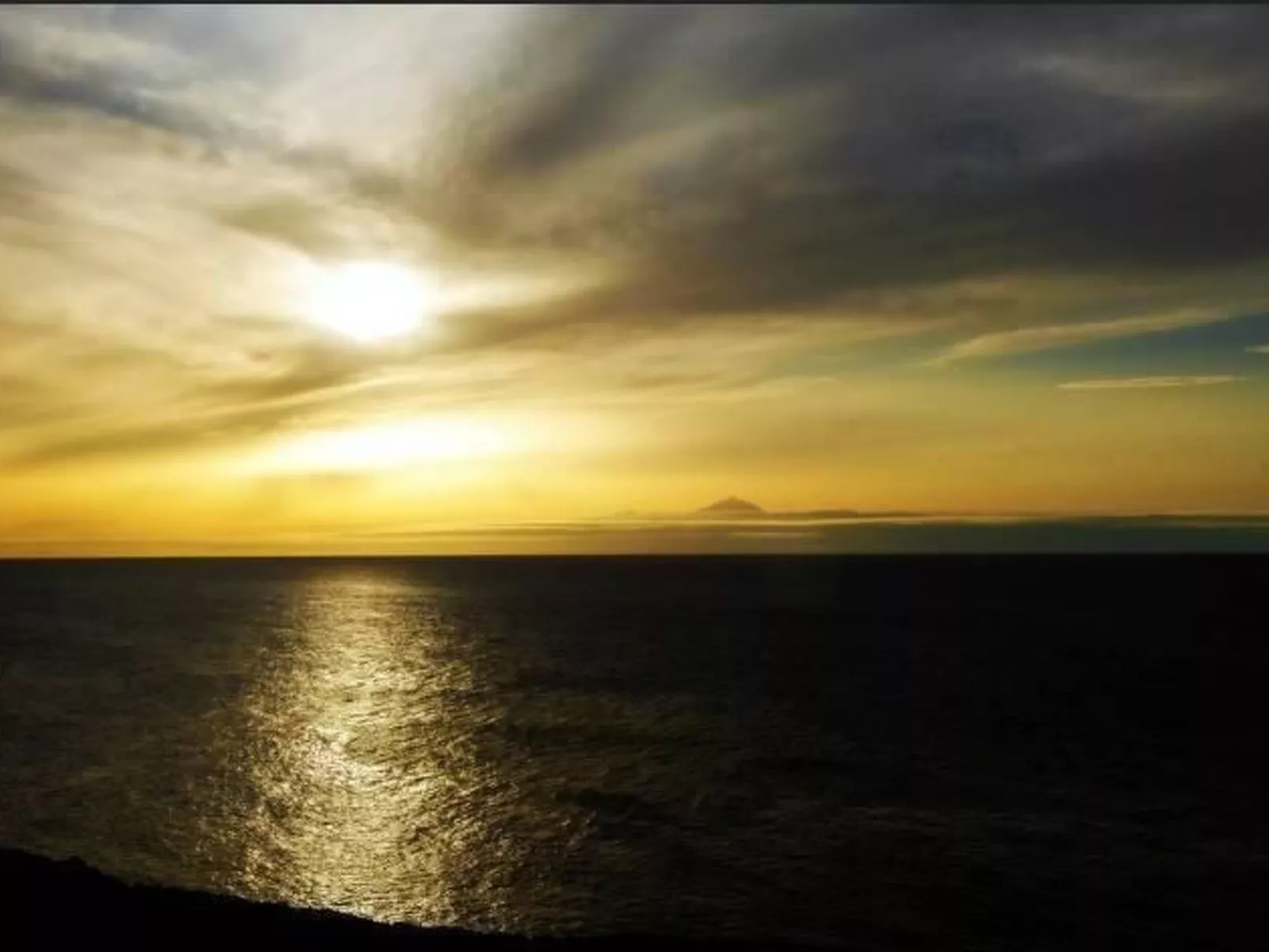 Wohnung "Faro de Sardina" mit Blick aufs Wasser-Buiten