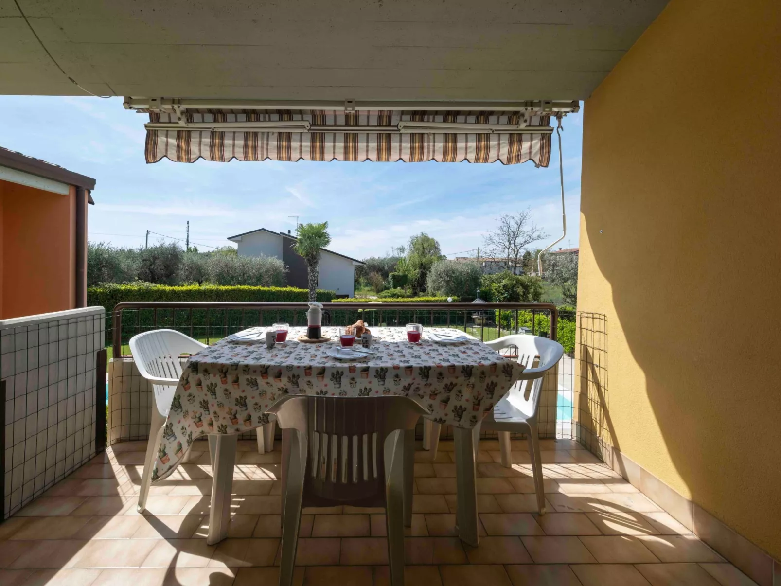 La Palma - Apartment mit Balkon und Poolblick-Buiten