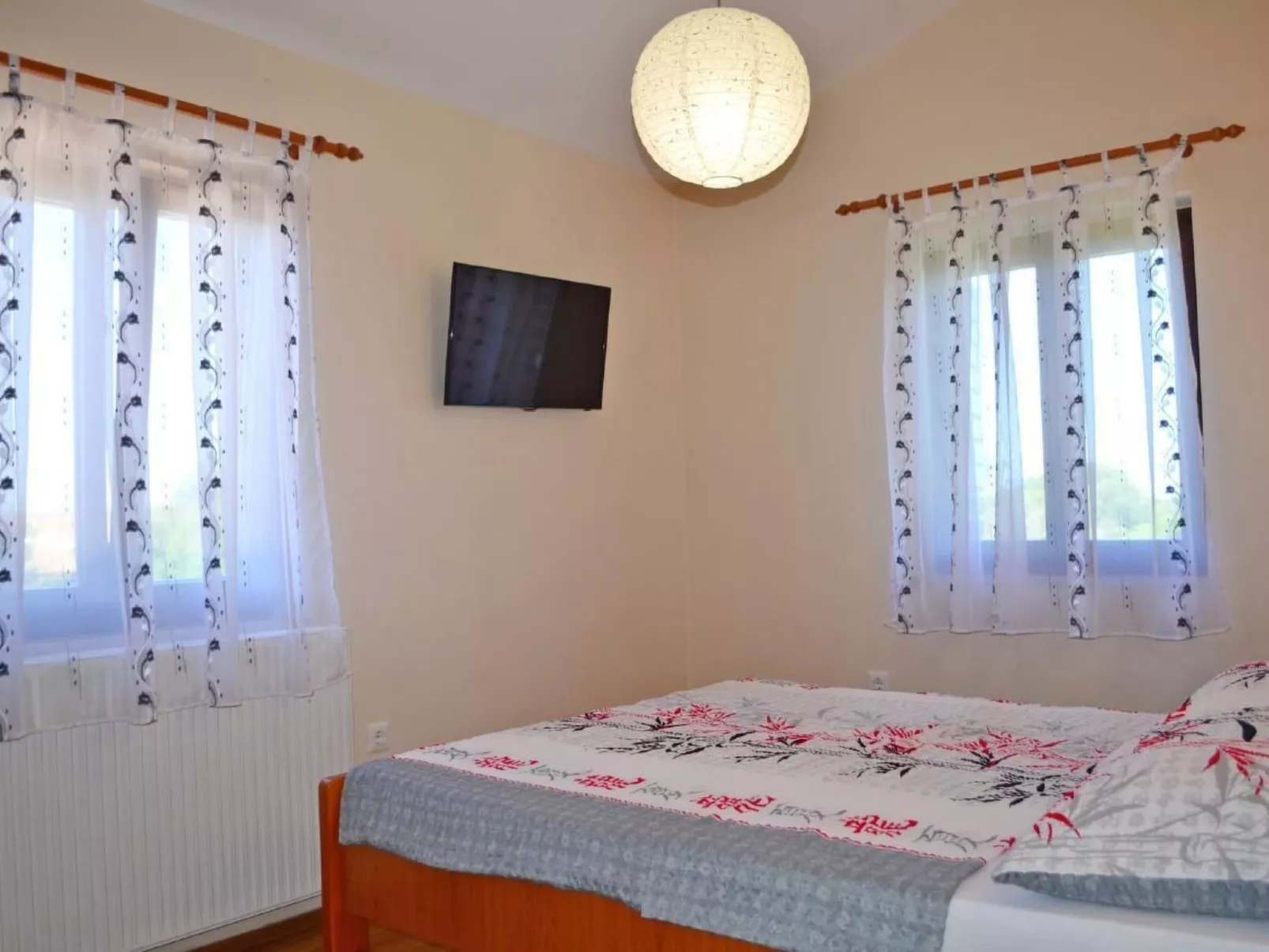 Gemütliches Ferienhaus in Medulin mit Großer Terrasse-Image-tags.info