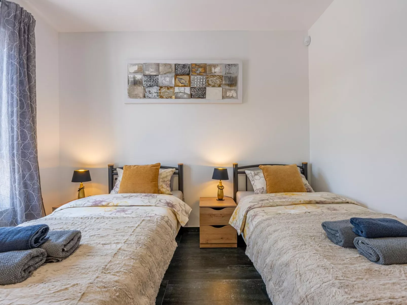 Apartment Rose mit privatem Pool-Binnen