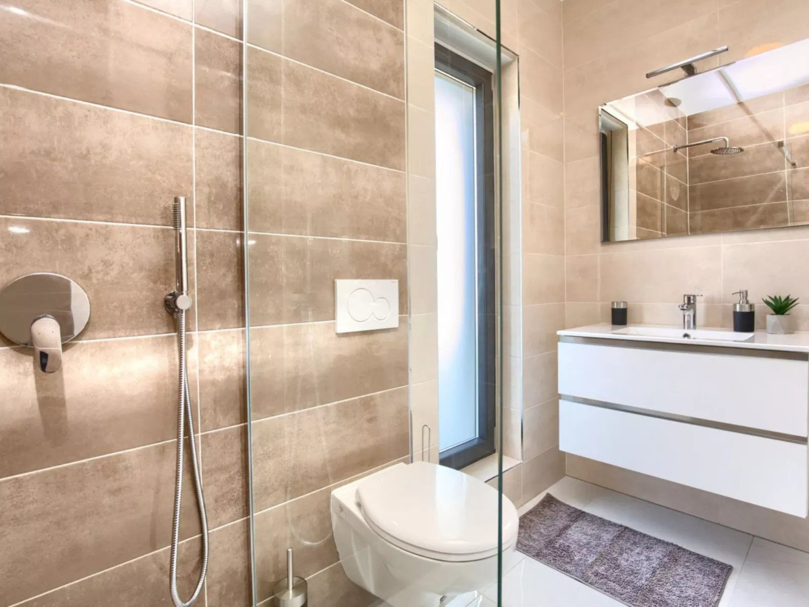 Villa Delfin mit Pool-Binnen