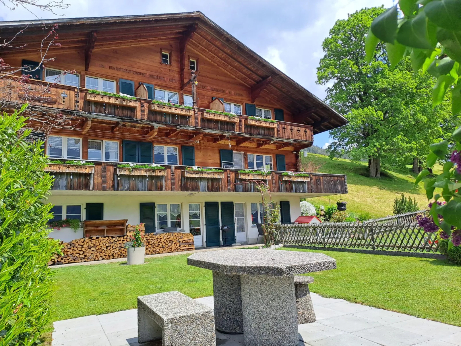 Chalet Burgstein-Buiten