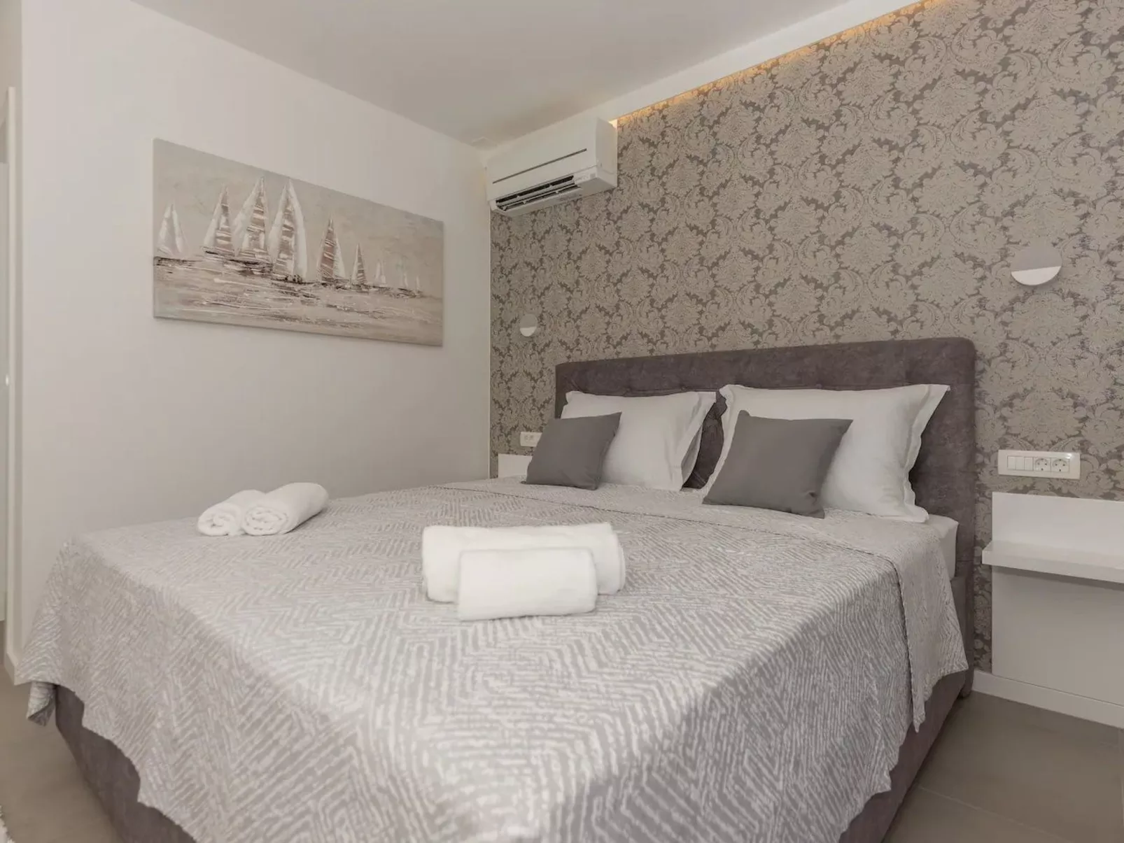 Villa VID-Image-tags.info