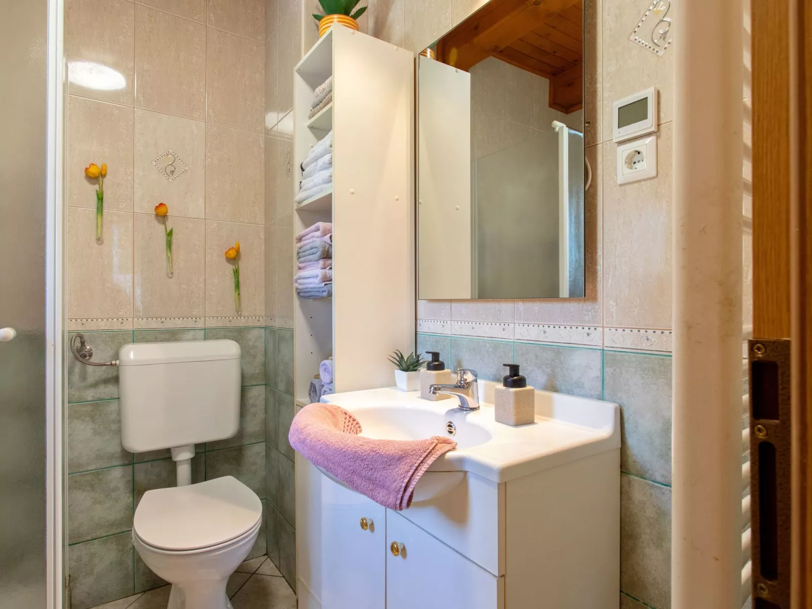 "Schmetterlingsplatz"-Binnen