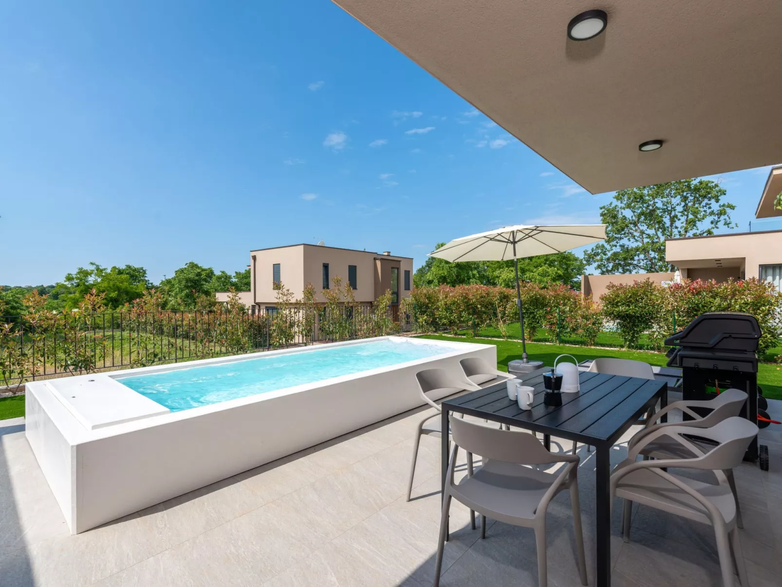 Quercus Village APP 10 mit privatem Pool-Buiten