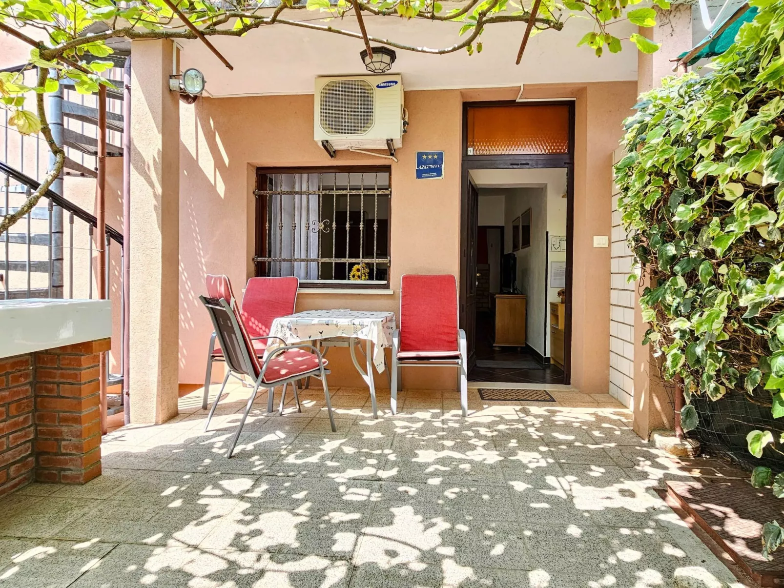 Appartement mit Terrasse für 2 Personen-Binnen