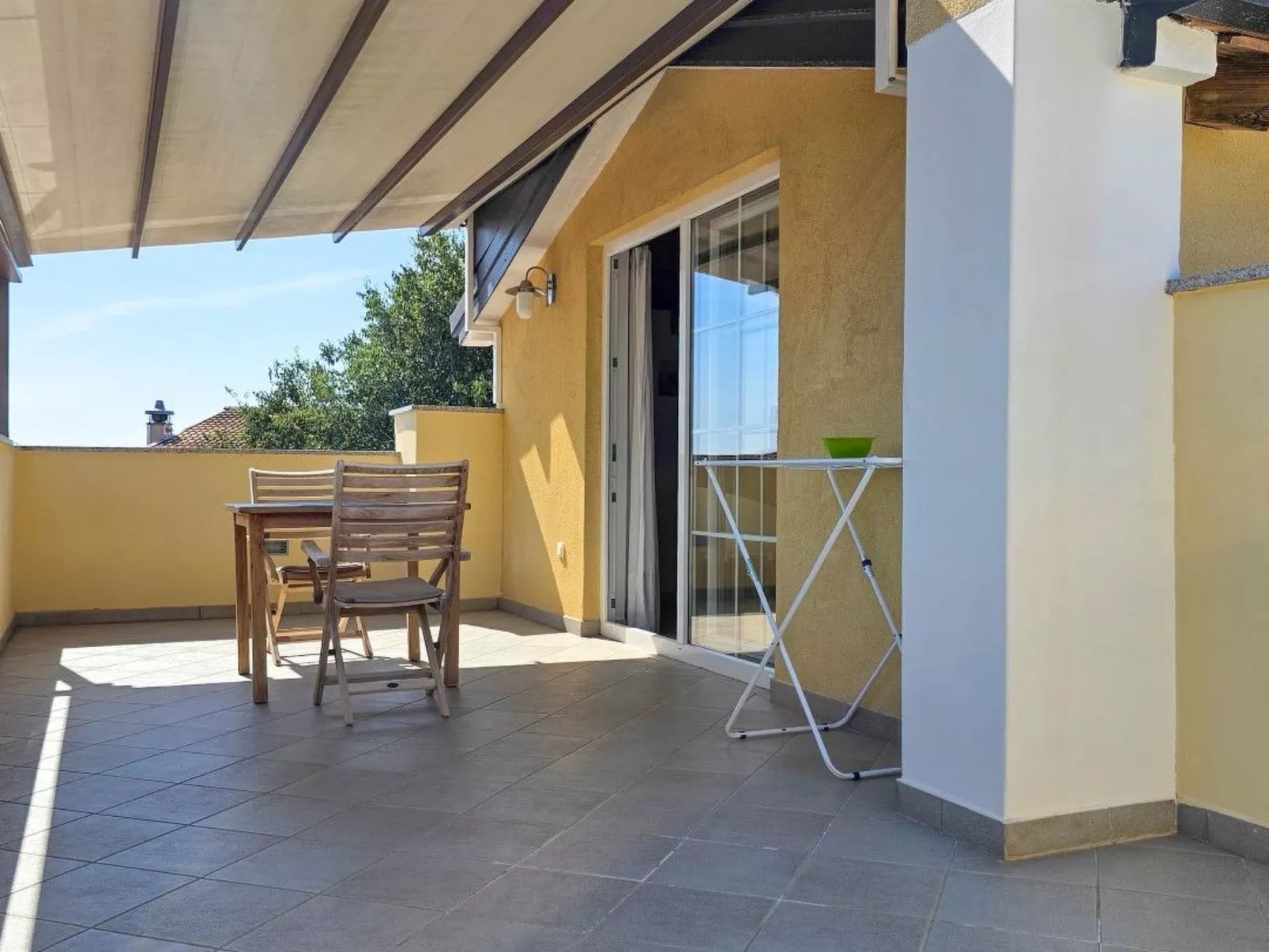 Wohnung "Viviana" mit Blick auf das Wasser-Image-tags.info