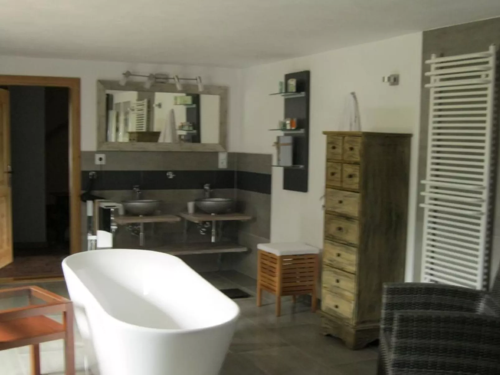 In Szopa mit Garten und Terrasse-Binnen