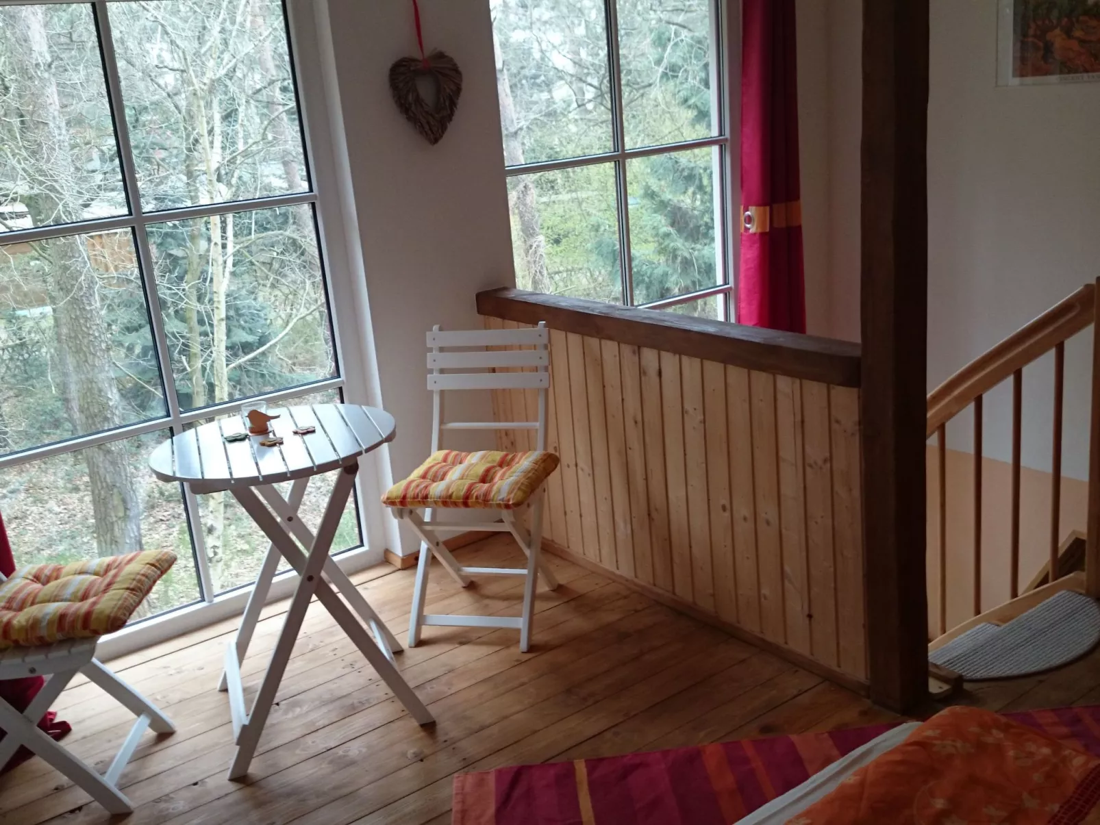 In ruhiger Lage am Waldrand mit Terrasse und großem Grundstück-Image-tags.info