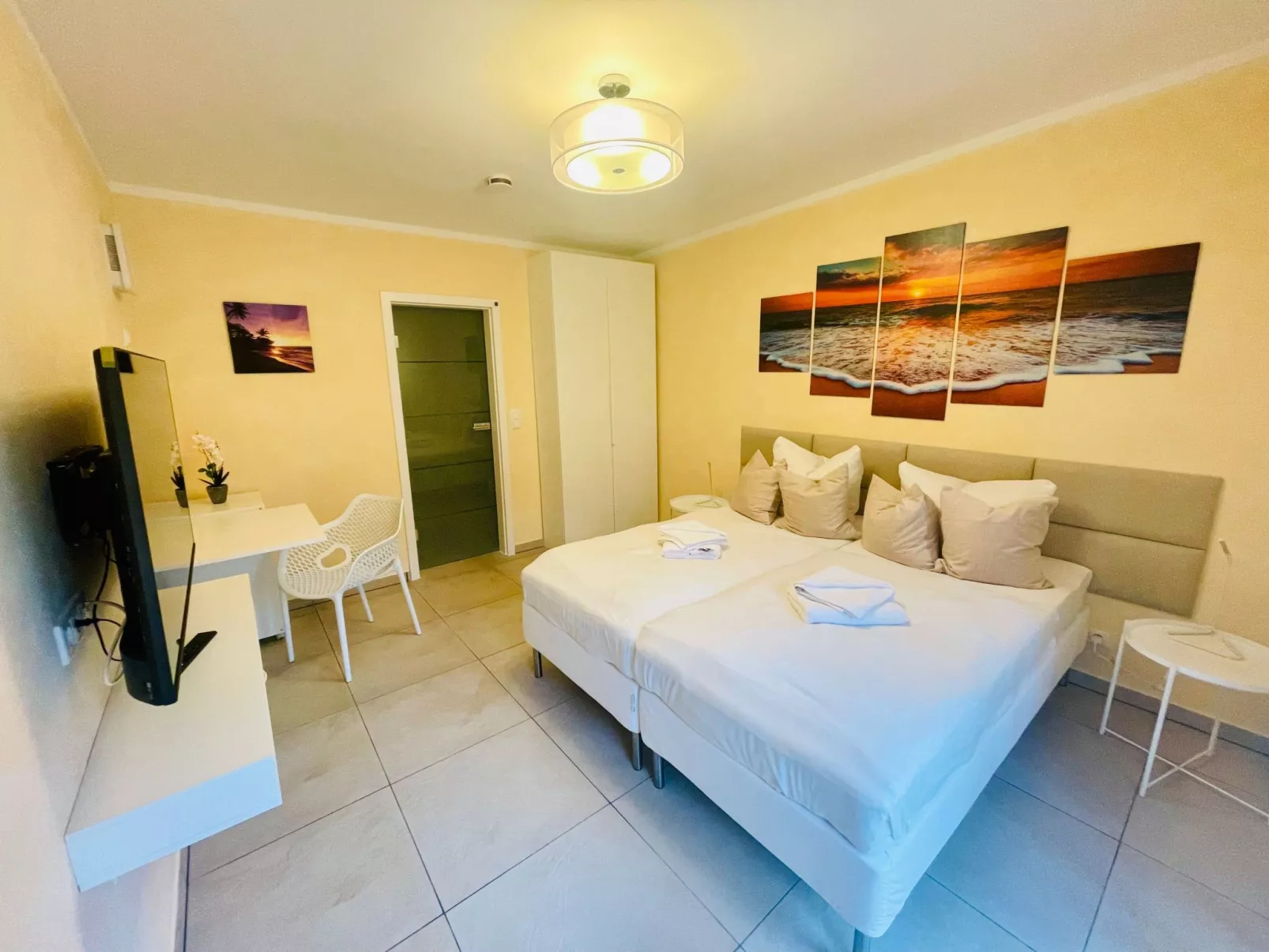 Villa Zesch am See-Image-tags.info