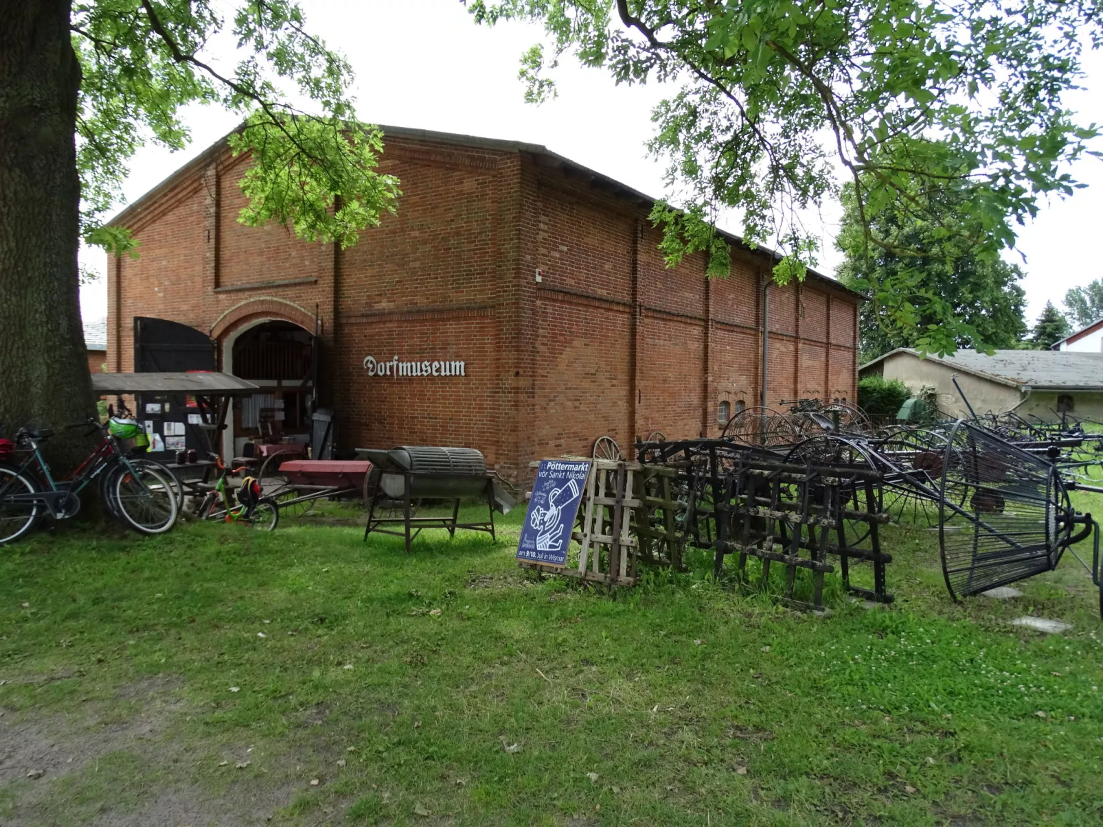 FH Salzhaff-Urlaub-Omgeving