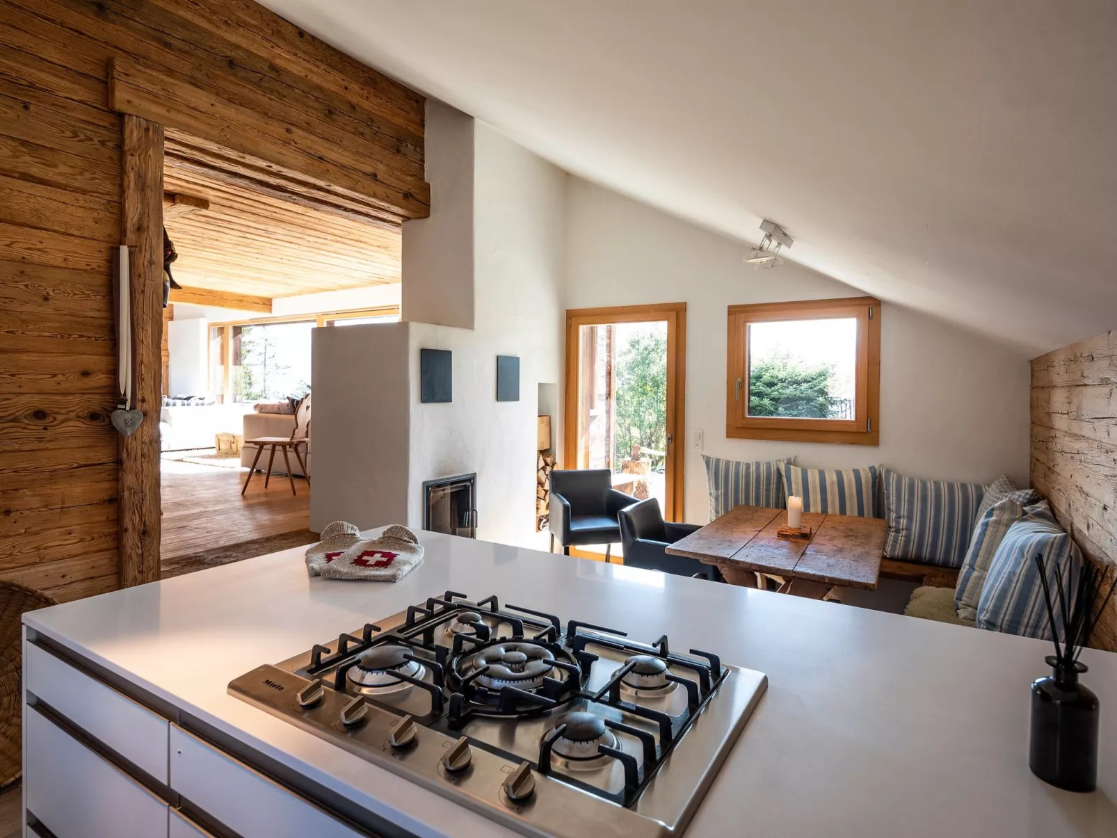 Chalet "Paradiesli"-Binnen