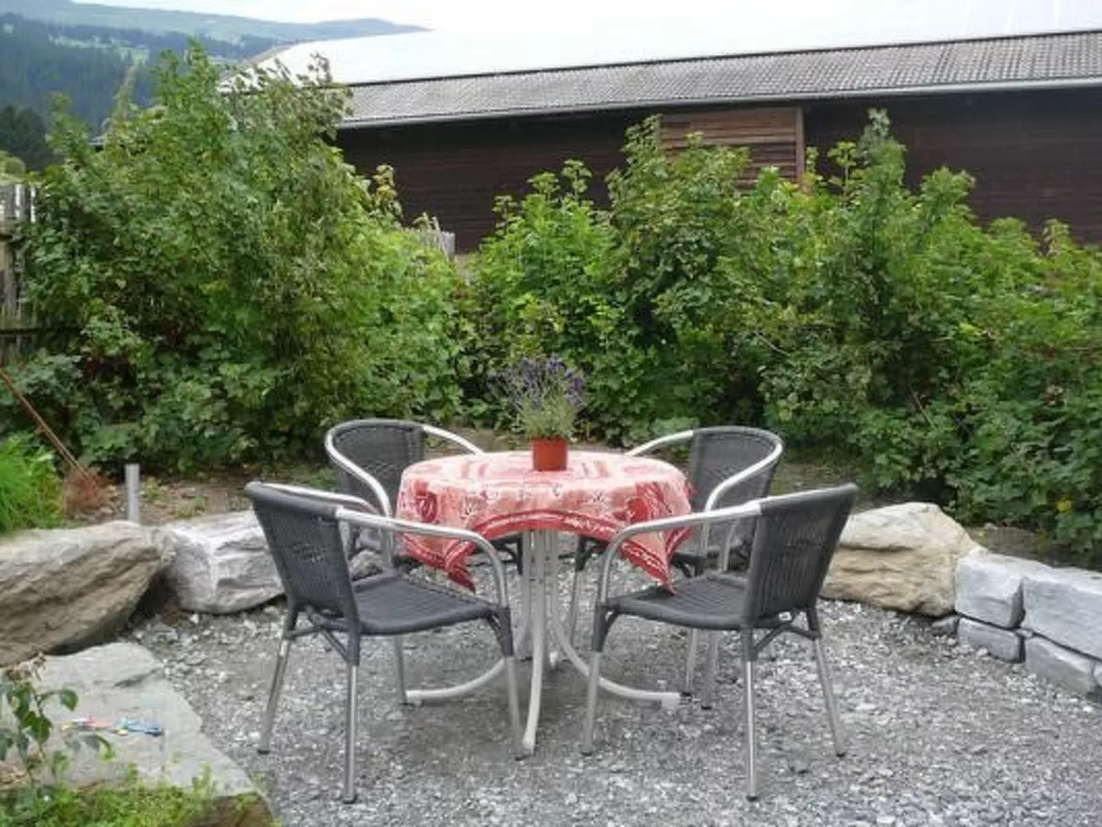 Hof Quadra-Image-tags.info