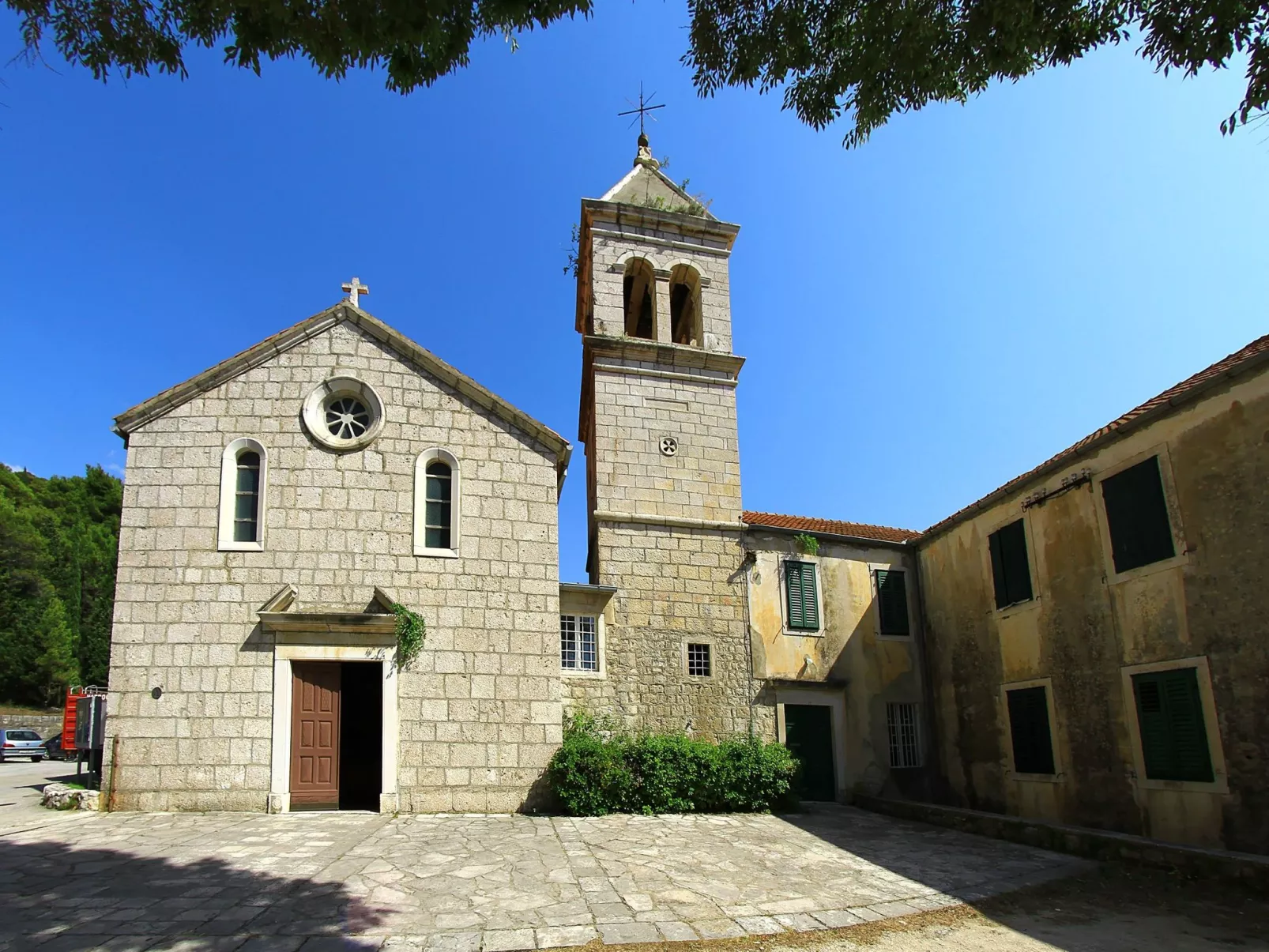 Ruhige Ferienwohnung mit Meerblick-Buiten