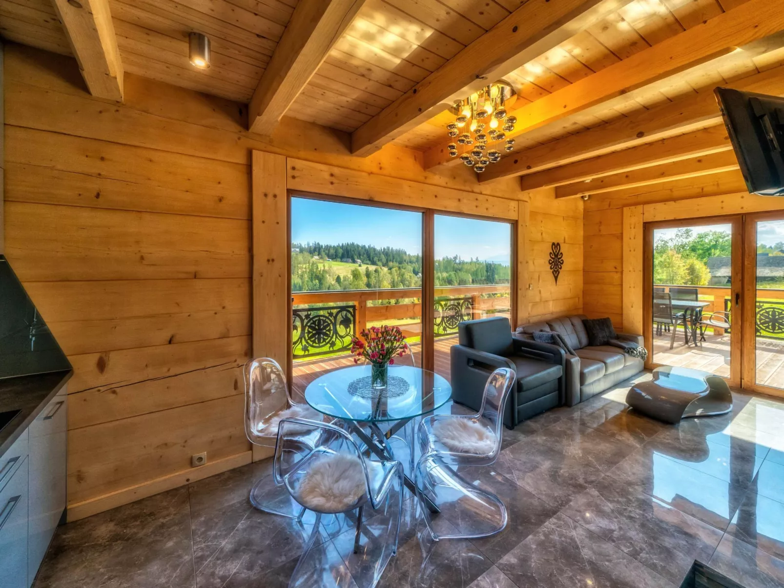 Mit Entspannung im Jacuzzi-Image-tags.info