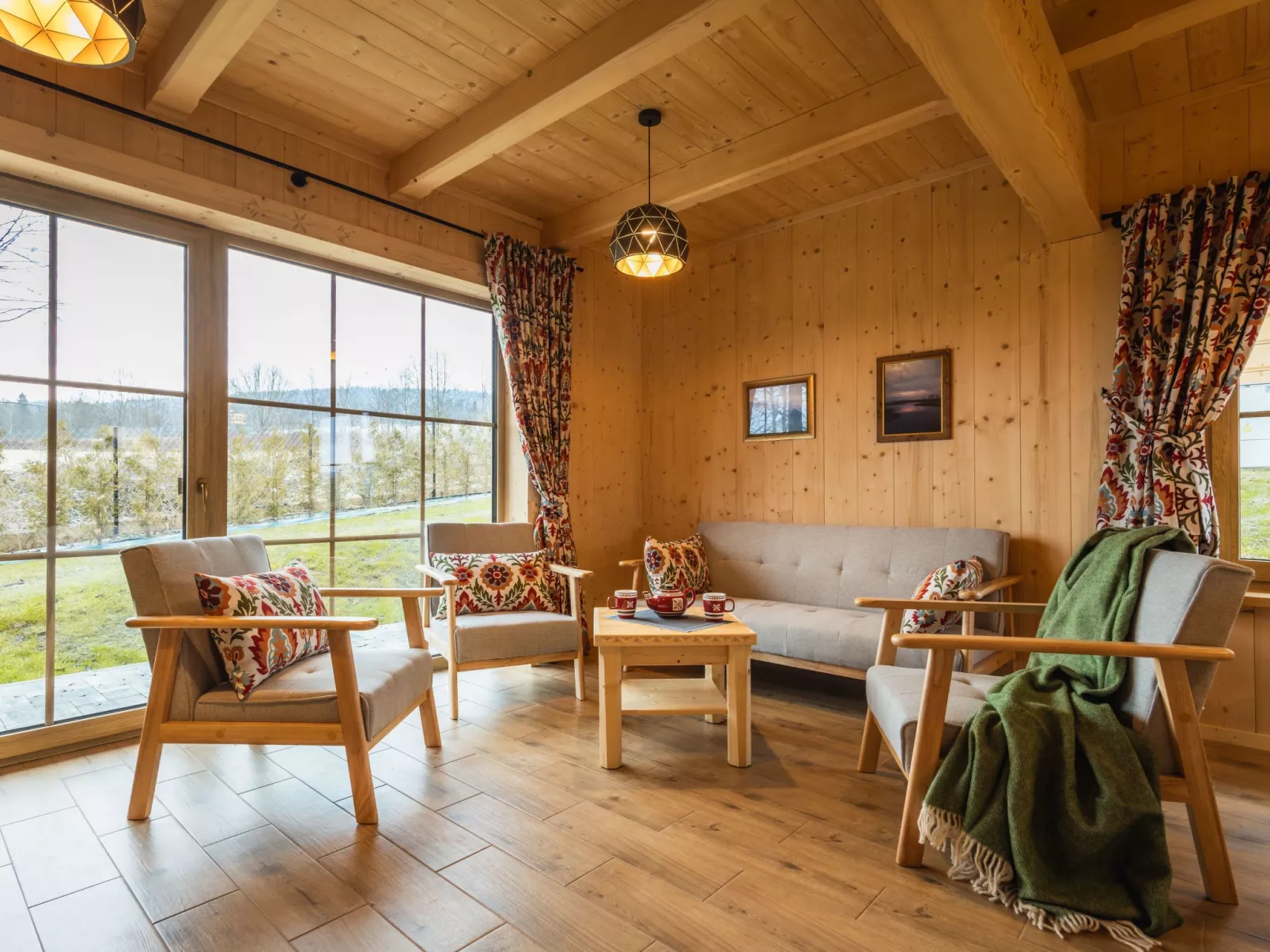 Krokus Tal Dorf unter der Tatra-Binnen