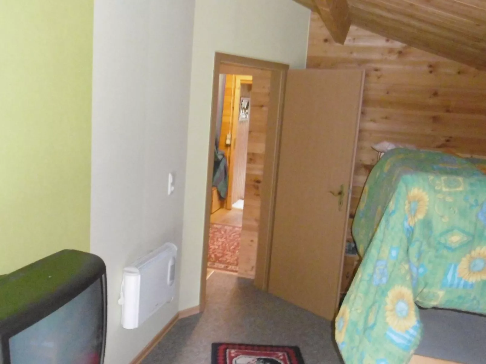 Blockhaus für fünf Personen-Binnen