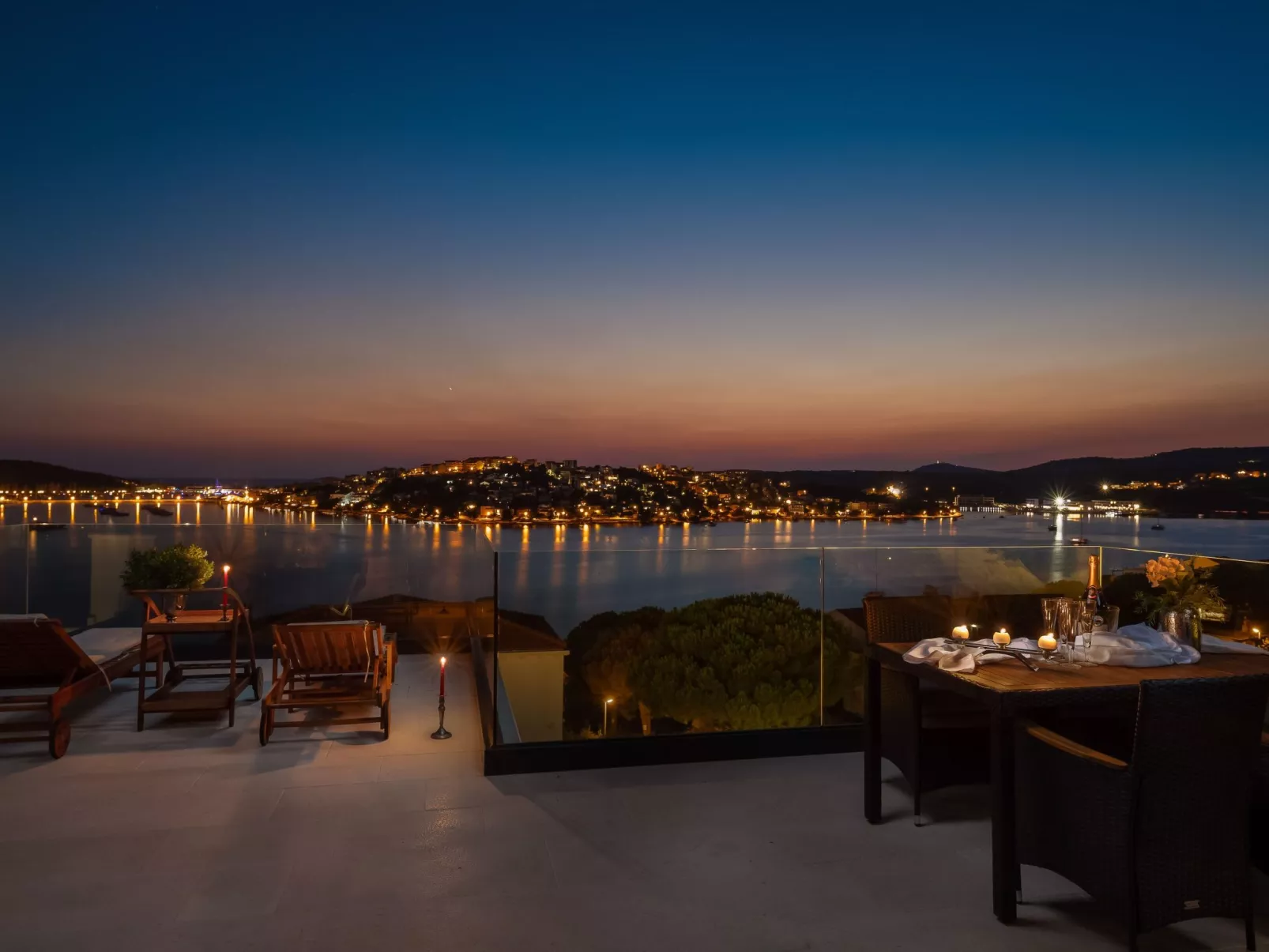 In Dvornica mit Privatem Pool-Buiten