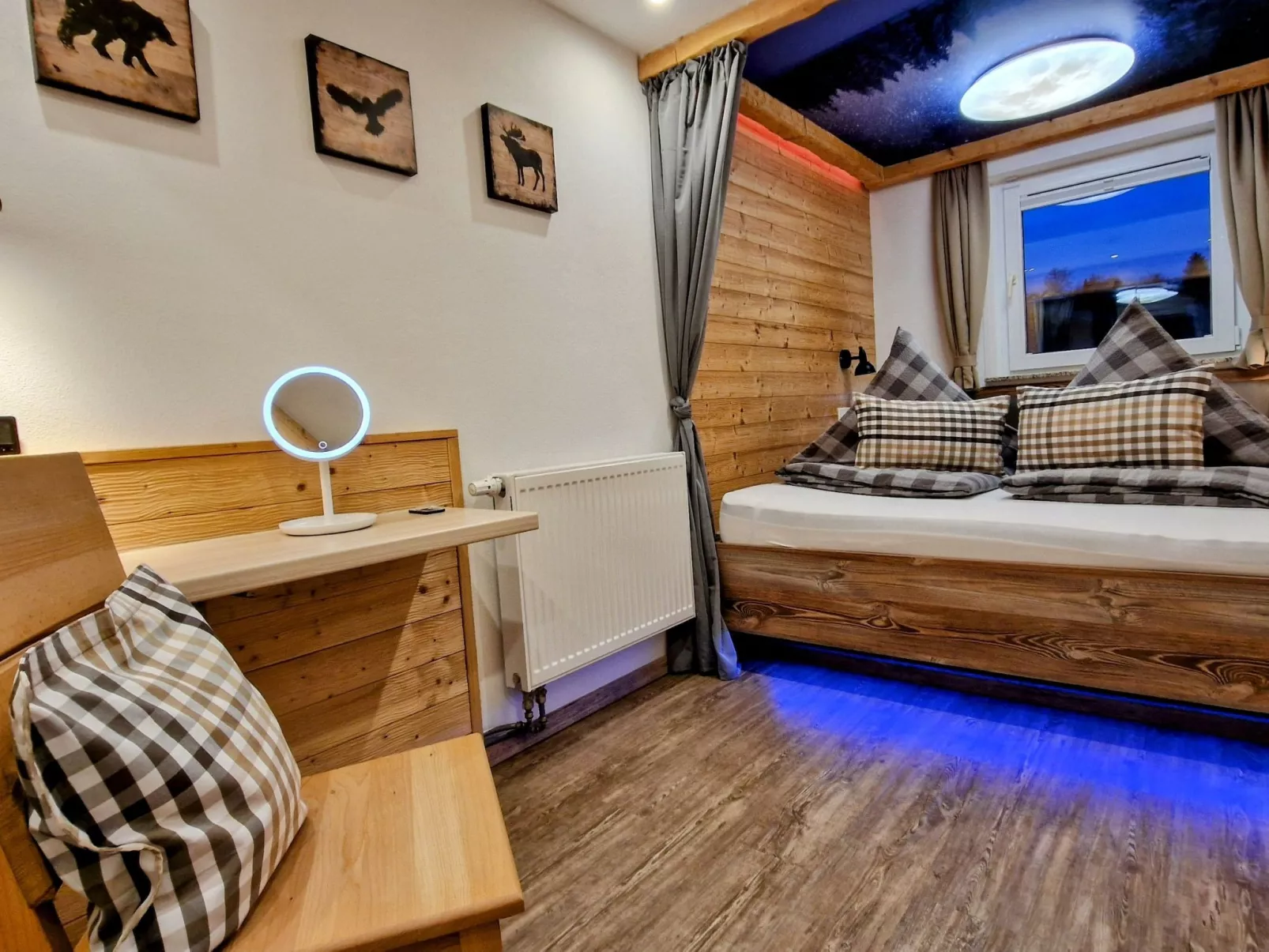 Ruhige-Ferienwohnung mit Süd Balkon in Zentrum-Image-tags.info