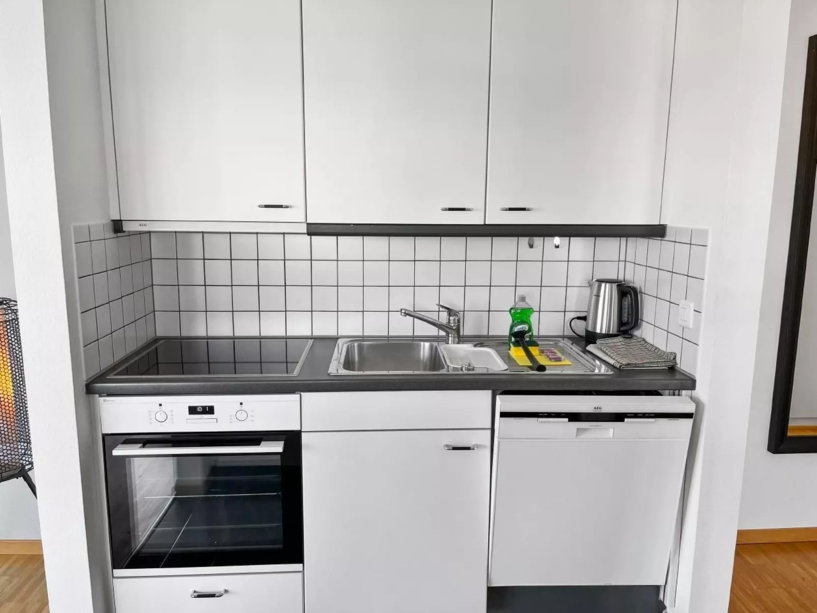 ARISER Zug Central Business Apartment-Binnen