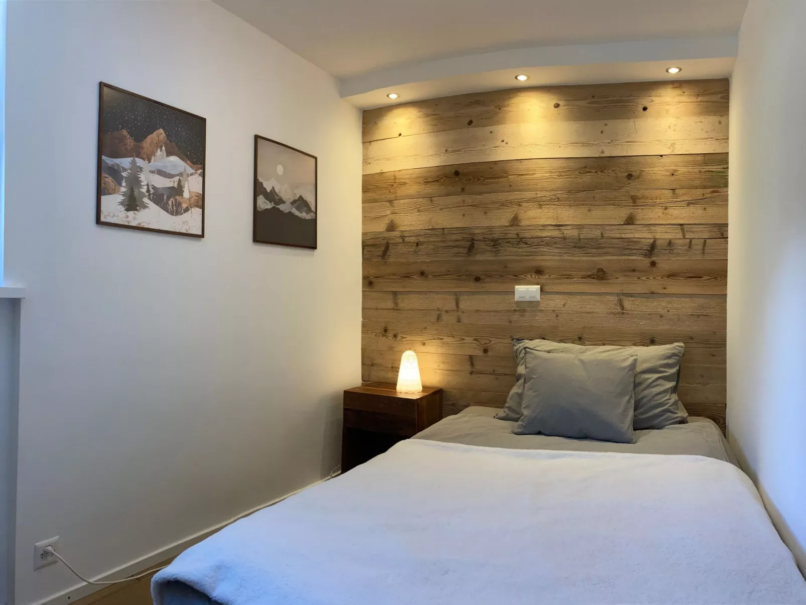 Geräumiges 3.5 Zimmer Beste Lage Kostenloses Parken-Binnen