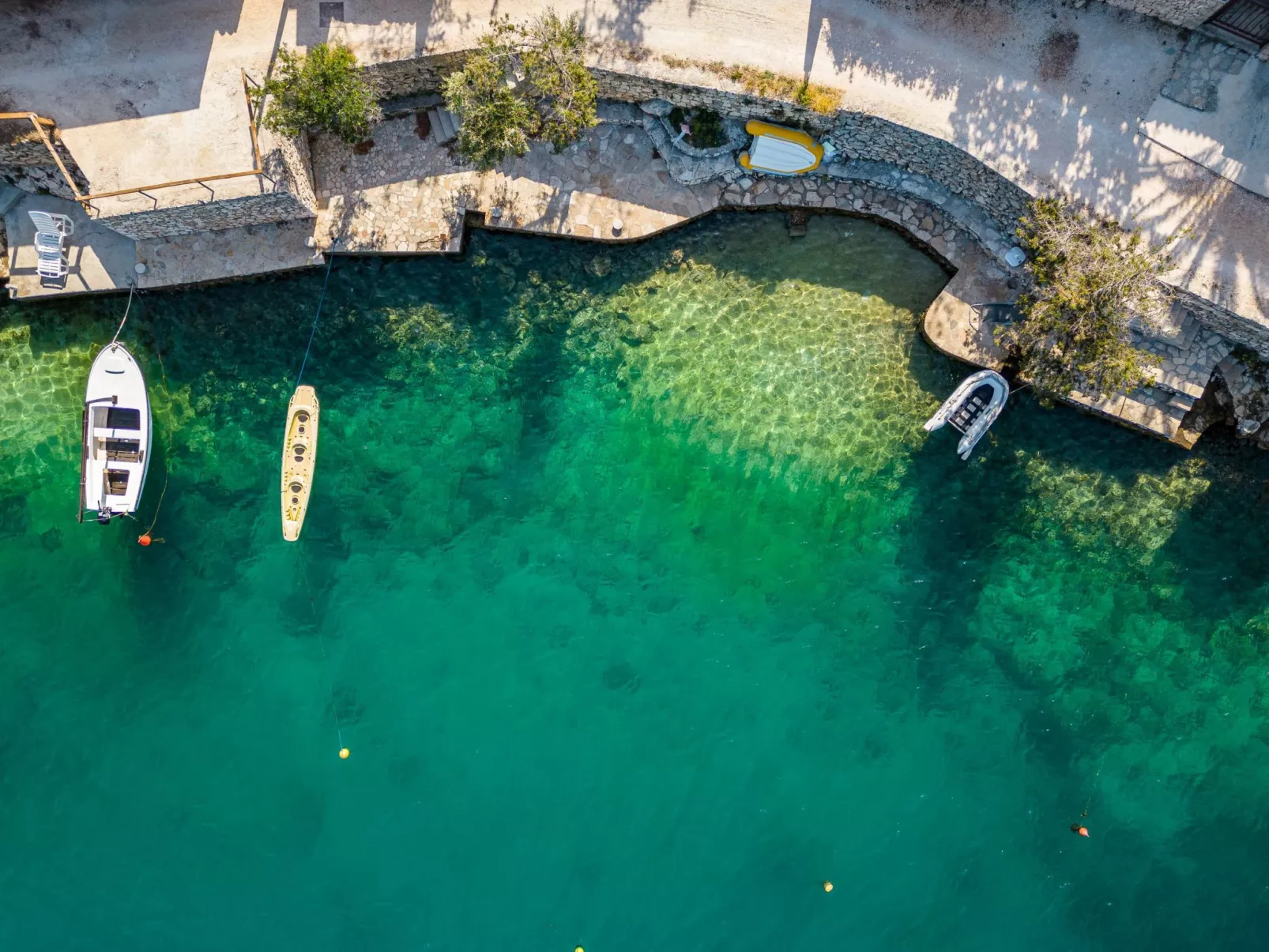 Villa Tudor mit atemberaubender Aussicht-Buiten
