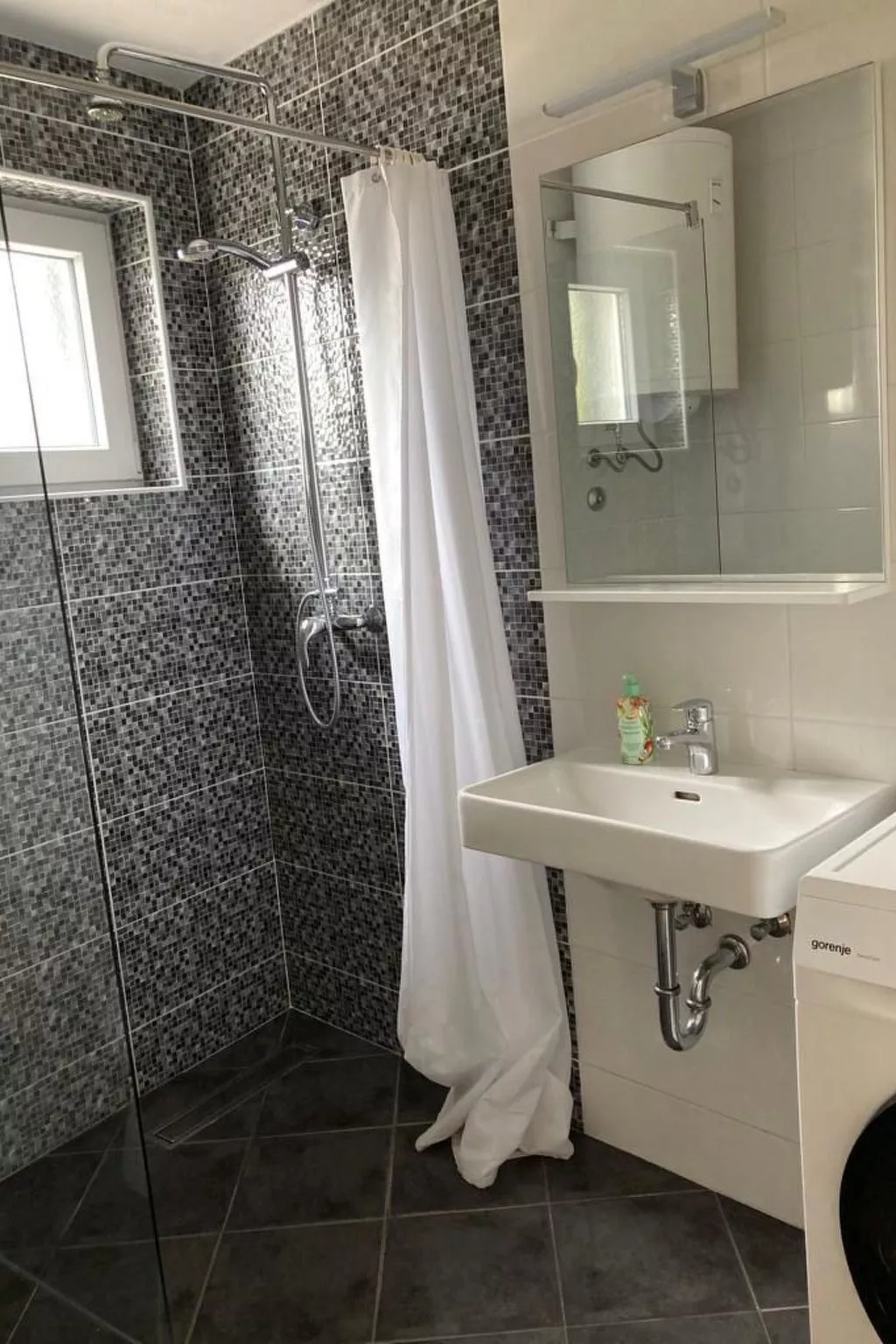 Villa Dražica mit beheiztem Pool - ruhige Lage-Image-tags.info